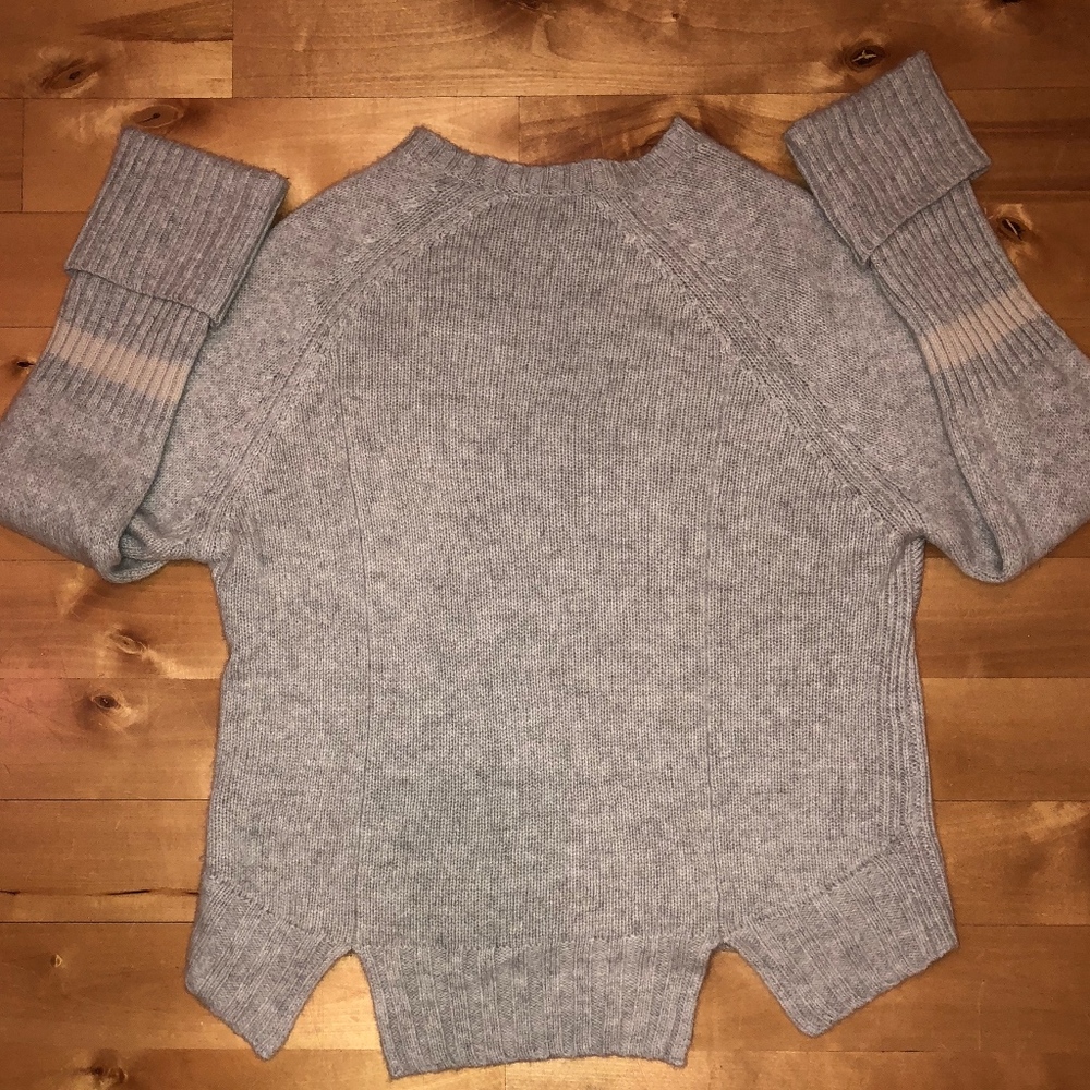 360 Cashmere Light Grey Crew Neck Sweater XS